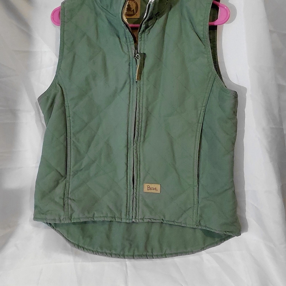 Berne Women's Green Quilted Vest